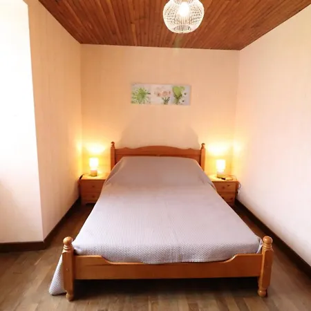 Sejour Paisible A Sainte-eulalie : Maison 4 Pers, Jardin, Terrasse, Proche Volcans D'auvergne - Fr-1-742-108 度假居 Sainte-Eulalie (Auvergne)
