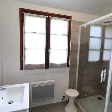 Sejour Paisible A Sainte-eulalie : Maison 4 Pers, Jardin, Terrasse, Proche Volcans D'auvergne - Fr-1-742-108 度假居 Sainte-Eulalie (Auvergne)